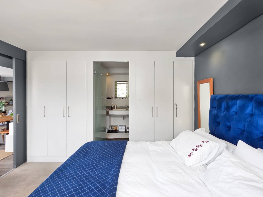 2 Bedroom Property for Sale in Green Point Western Cape